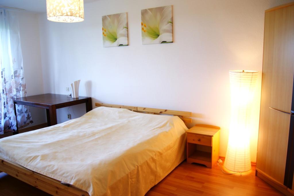 Hotel Haus Kronenthal Ratingen Room photo