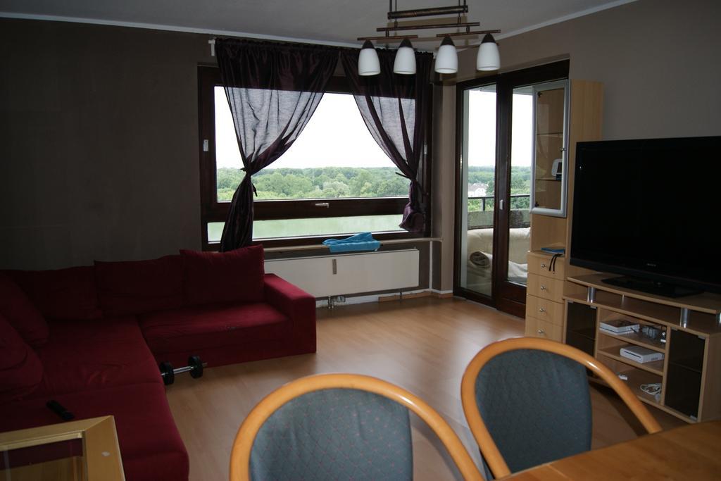 Hotel Haus Kronenthal Ratingen Room photo