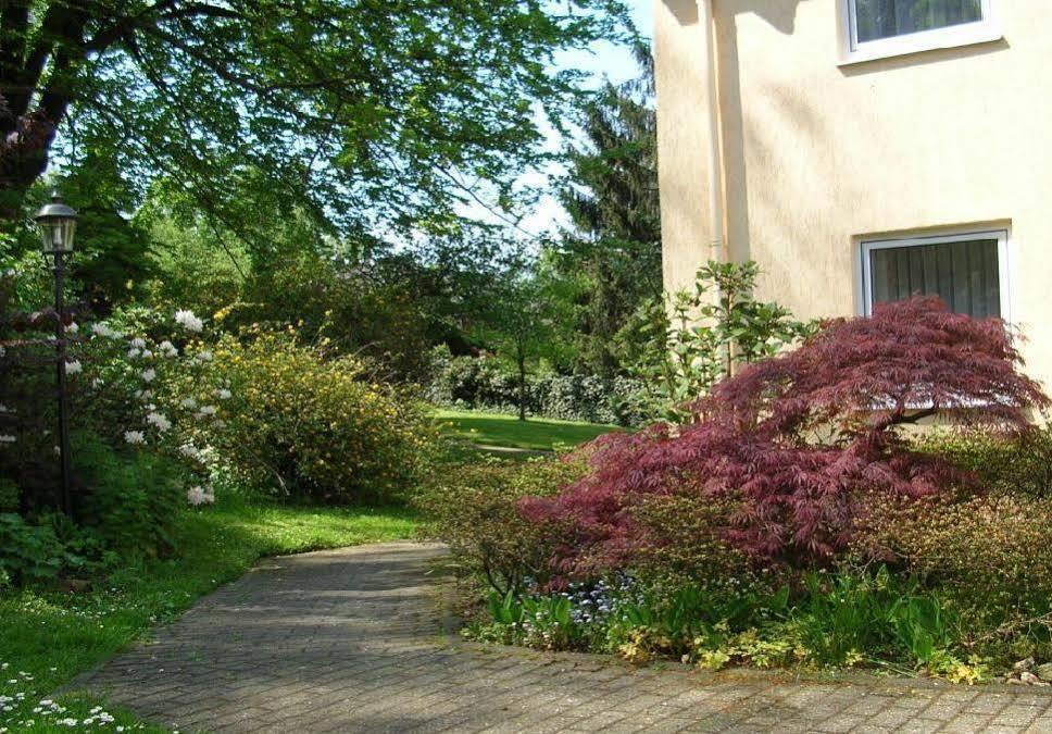 Hotel Haus Kronenthal Ratingen Exterior photo